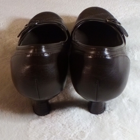 MUDD WOMENS BROWN BUCKLED DRESS IN BOX LIKE NEW PSHOES SIZE 8 - Picture 7 of 12